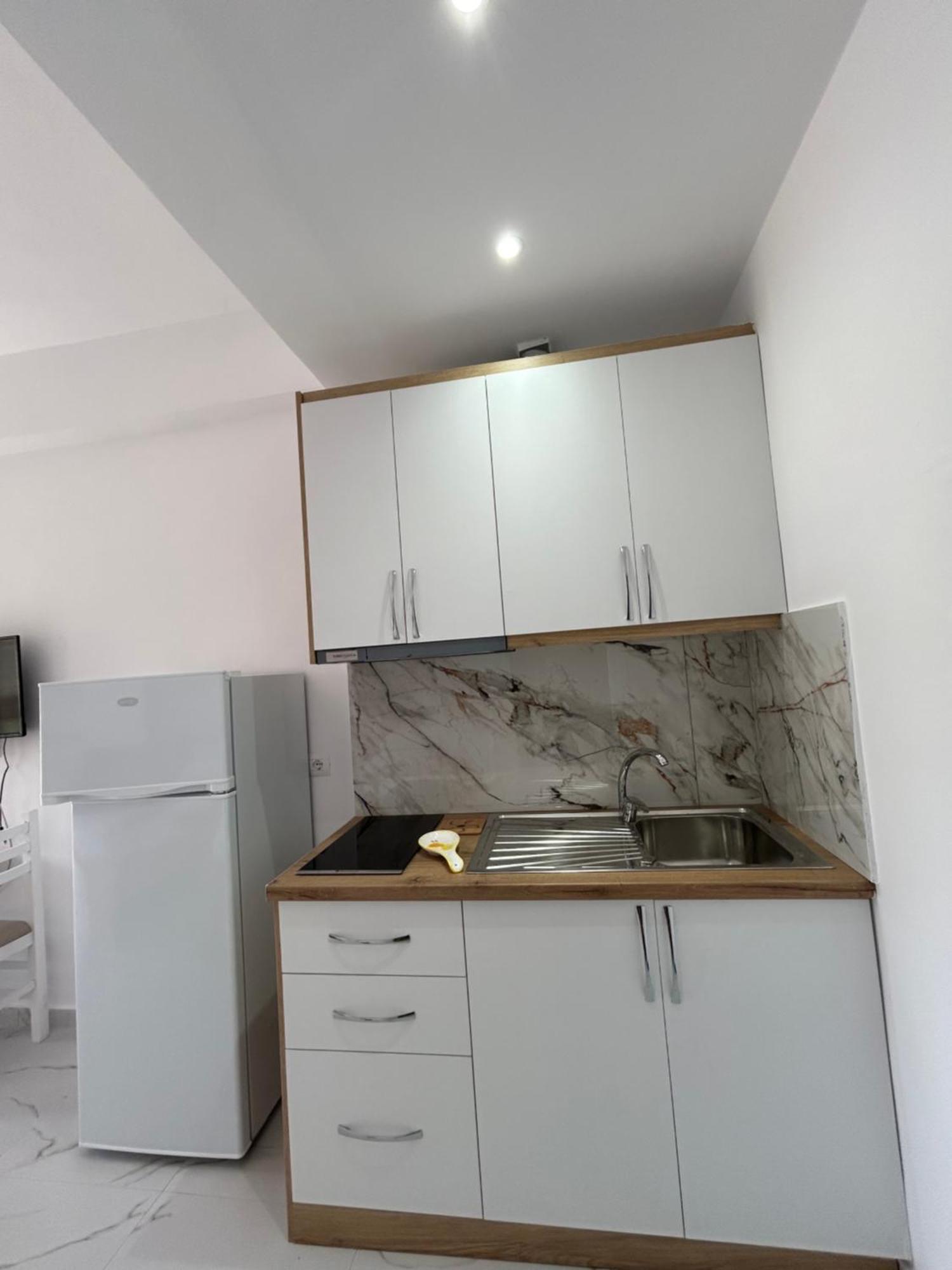 Vila Roan Vlorë Exterior foto